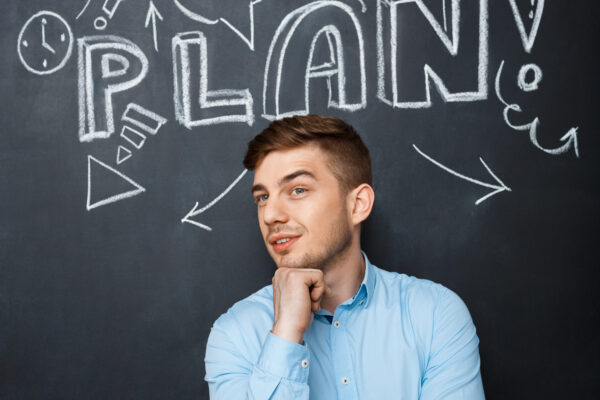 كيف تحدد المسار المهني المناسب لك قبل التقديم على أي وظيفة